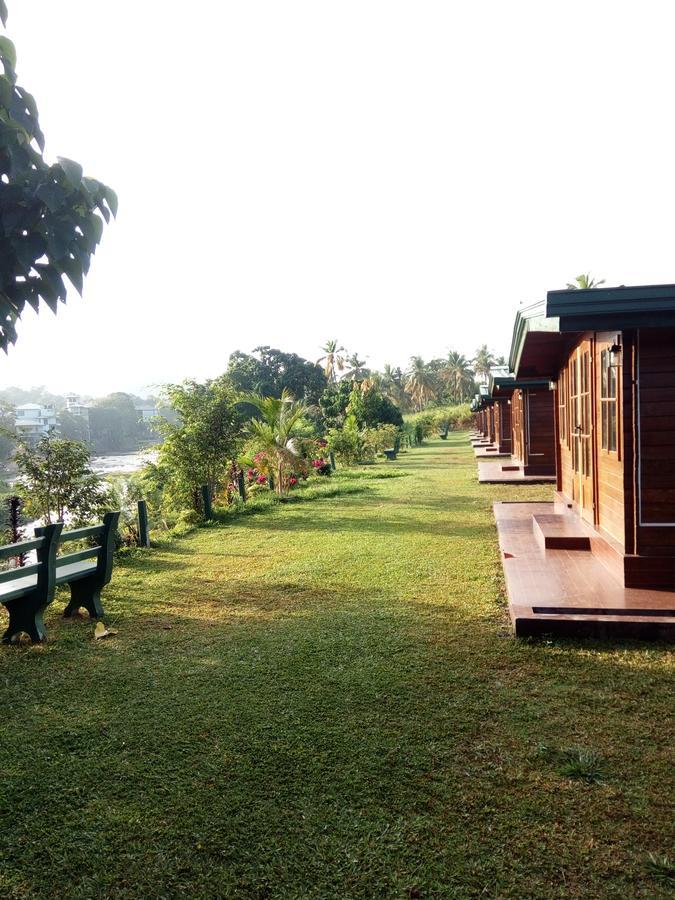 Ma Oya Retreat Pinnawala Pinnawala (Kegalle) Luaran gambar